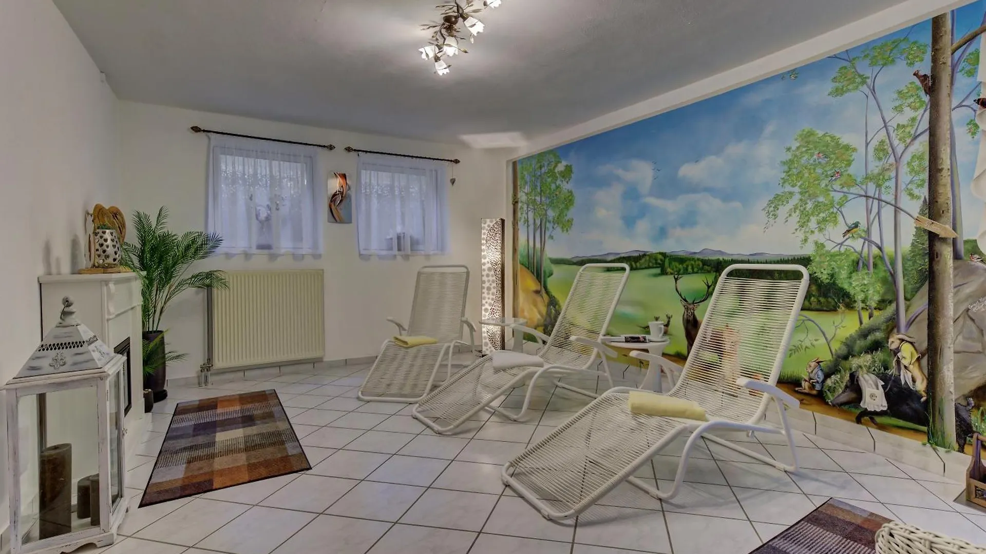 Private Wohnung Mit Balkon Aussicht Auf Den Wald シュピーゲラウ アパート